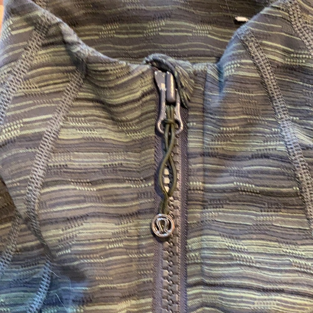 Lululemon Jacket - Picture 4 of 4